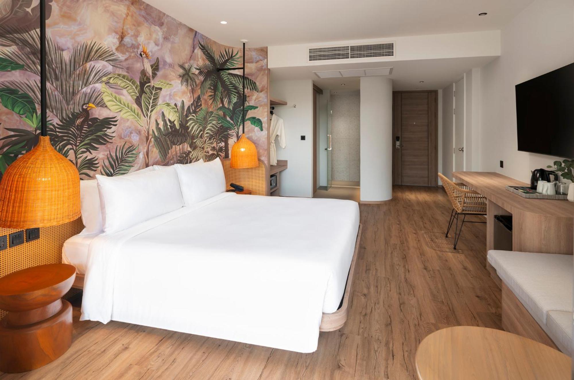 The Tide Resort Bang Saen Bagian luar foto