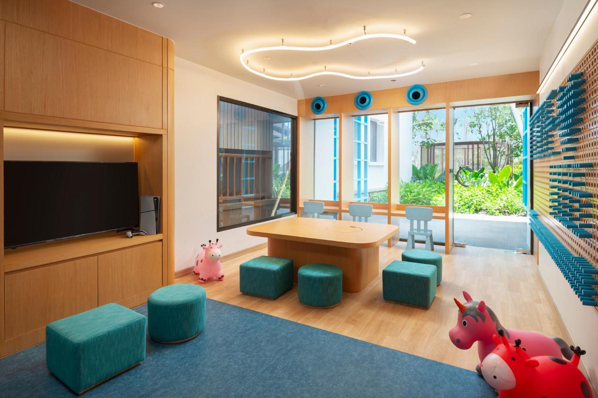 The Tide Resort Bang Saen Bagian luar foto